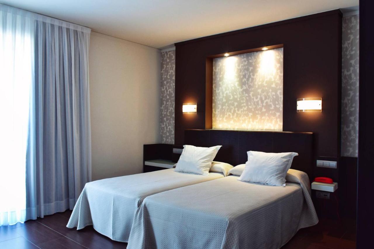 Hotel Carril Vilagarcia de Arousa Buitenkant foto