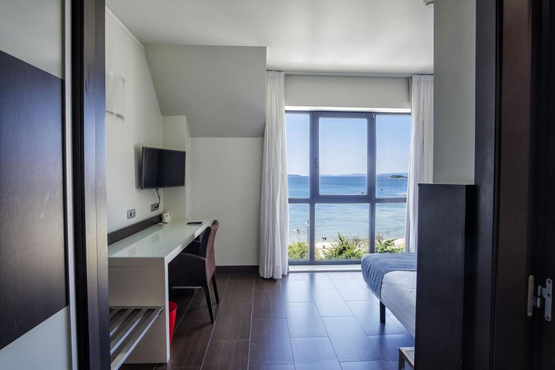 Hotel Carril Vilagarcia de Arousa Buitenkant foto